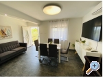 Apartmaji BUTKOVI DUBRAVKA - Novi Vinodolski Hrvaka