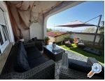 Apartmaji Villa Laurus - Novi Vinodolski Hrvaka