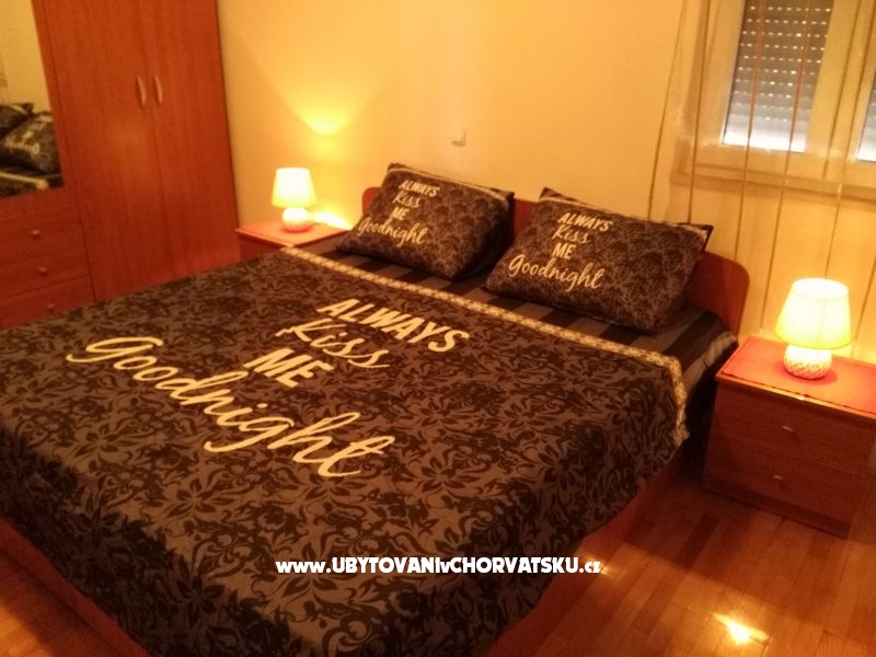 Appartements Jelena – Ferienwohnung Omis, Kroatien – Foto 1