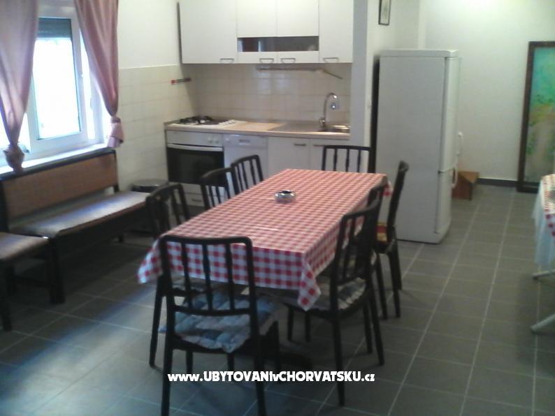 Apartment Bruno – Ferienwohnung Omis, Kroatien – Foto 5
