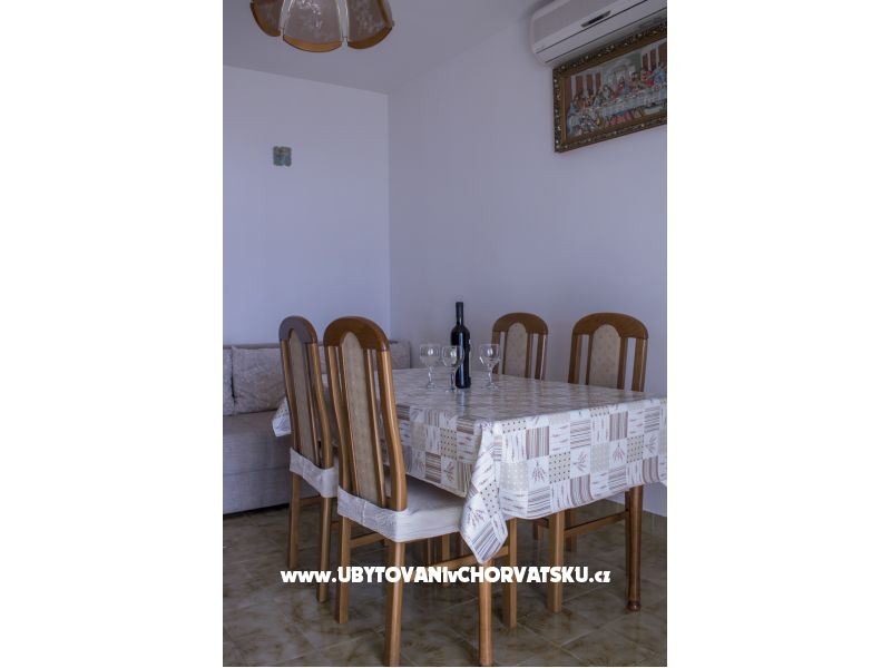 Apartment Dragica – Ferienwohnung Omis, Kroatien – Foto 2