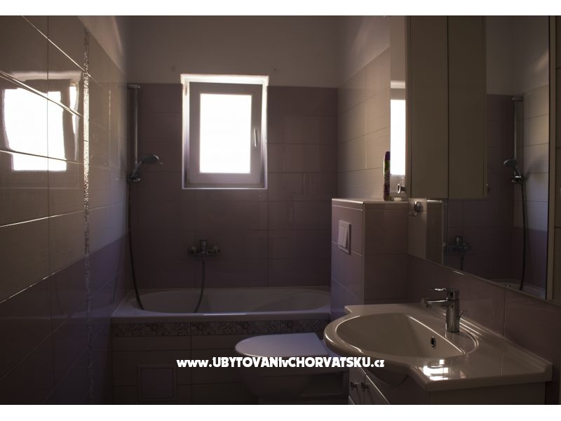 Apartment Dragica – Ferienwohnung Omis, Kroatien – Foto 7