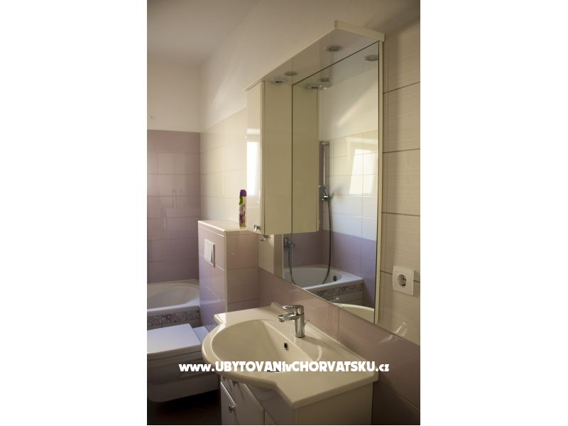 Apartment Dragica – Ferienwohnung Omis, Kroatien – Foto 8