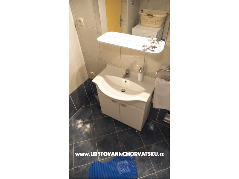 Apartment Enjoy – Ferienwohnung Omis, Kroatien – Foto 11