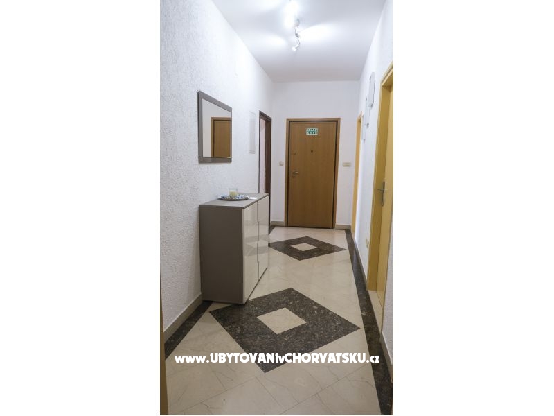 Apartment Enjoy – Ferienwohnung Omis, Kroatien – Foto 9