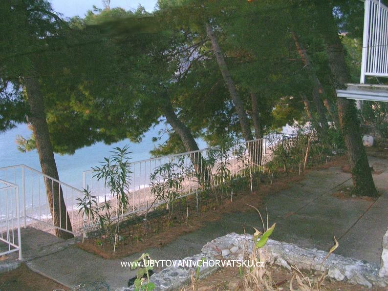 Apartment Irena  – Ferienwohnung Omis, Kroatien – Foto 1