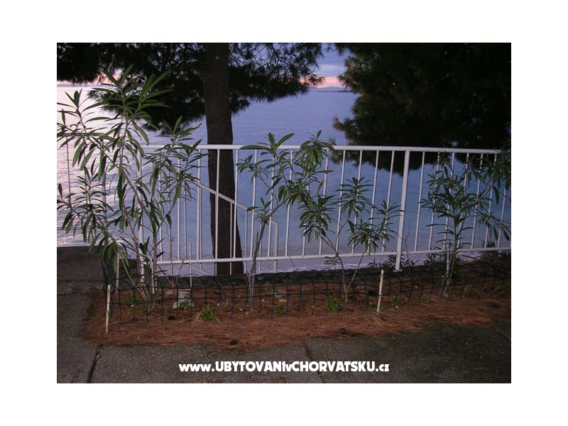 Apartment Irena  – Ferienwohnung Omis, Kroatien – Foto 11