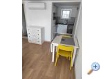 Apartmn Jure Peri - Omi Chorvatsko