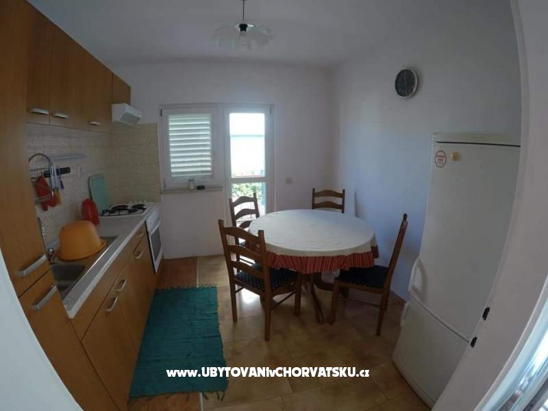 Apartment Kalajžić – Ferienwohnung Omis, Kroatien – Foto 3
