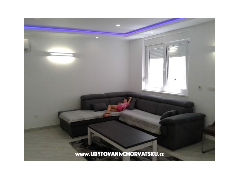 Apartment Nevena 2 – Ferienwohnung Omis, Kroatien – Foto 3