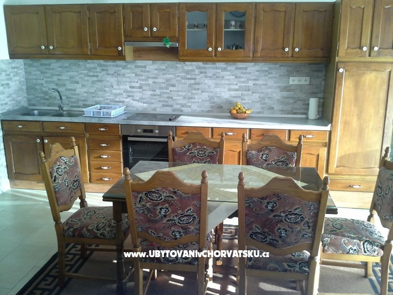 Apartment Omiš Čelina – Ferienwohnung Omis, Kroatien – Foto 2