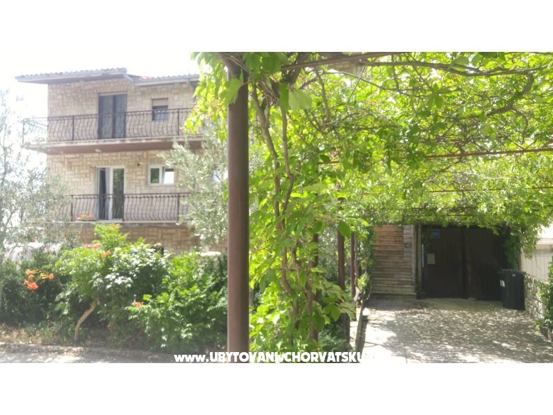 Appartements BRANKA – Ferienwohnung Omis, Kroatien – Foto 1