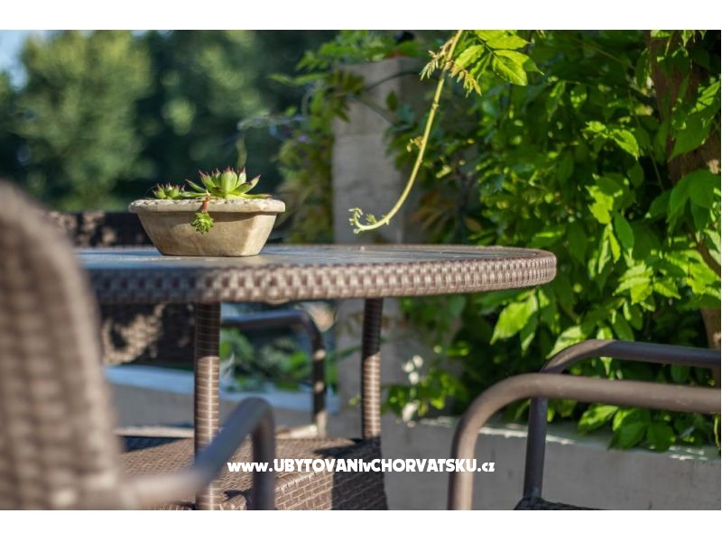 Appartements Ćosić – Ferienwohnung Omis, Kroatien – Foto 18