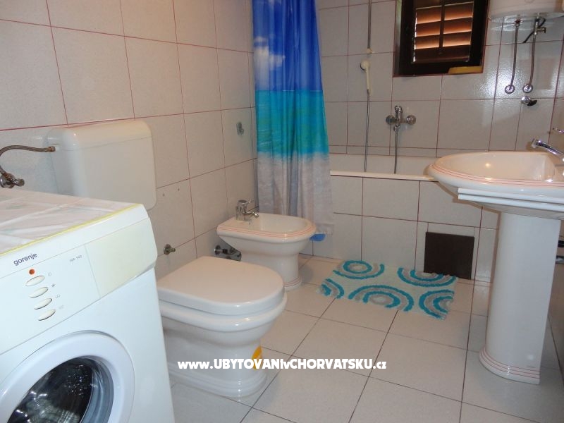 Apartment Lucijan – Ferienwohnung Omis, Kroatien – Foto 5