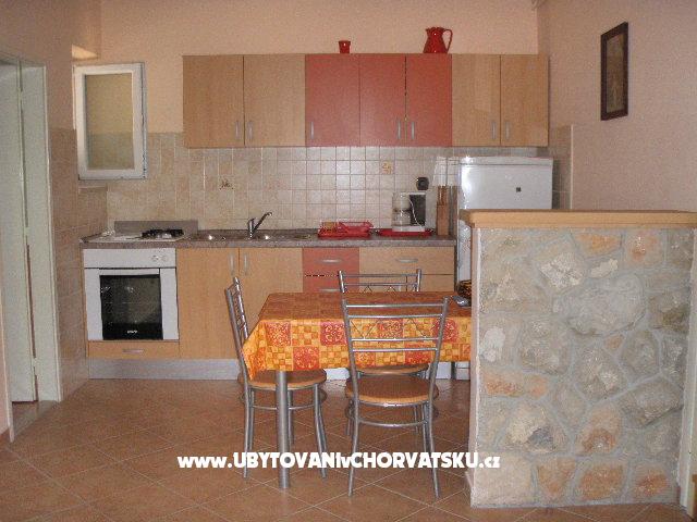 Appartements Lelas – Ferienwohnung Omis, Kroatien – Foto 2