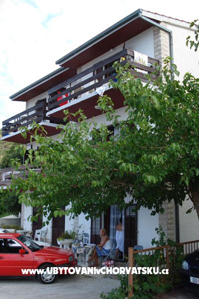 Appartements Marija i Martin (2. kat) – Ferienwohnung Omis, Kroatien – Foto 1