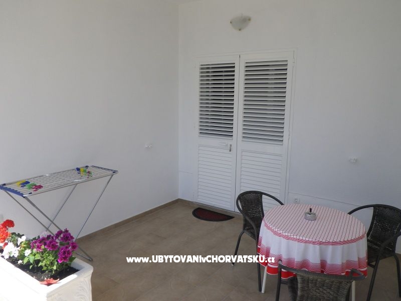 Appartements Mila – Ferienwohnung Omis, Kroatien – Foto 2