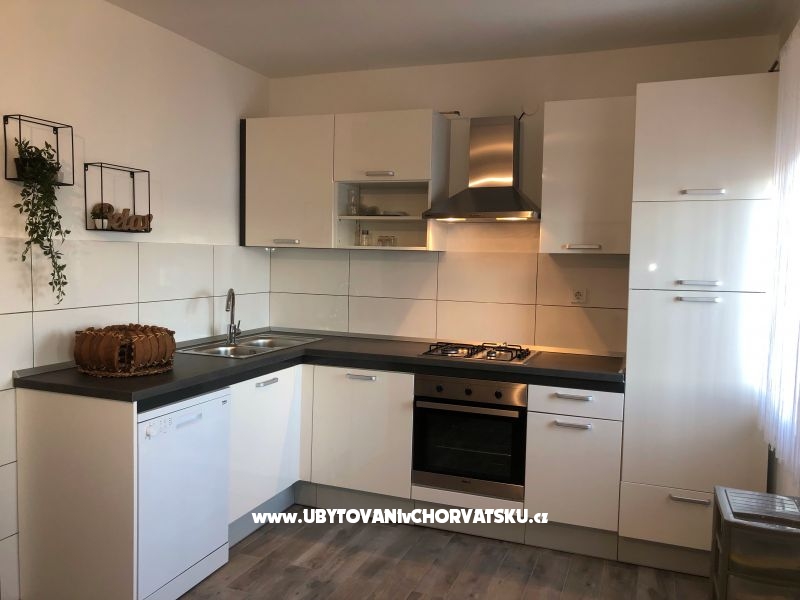 Appartements Nejašmić – Ferienwohnung Omis, Kroatien – Foto 7