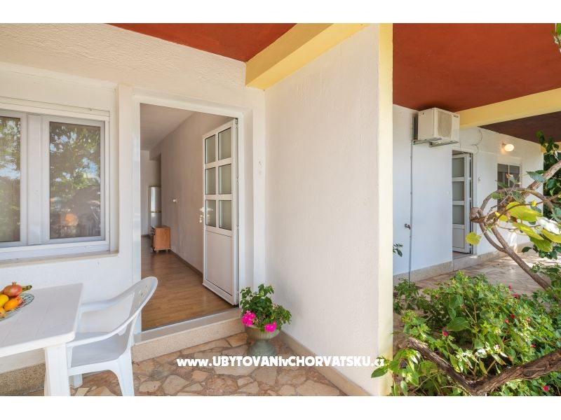 Seaview Ferienwohnungen Opačak – Ferienwohnung Omis, Kroatien – Foto 17