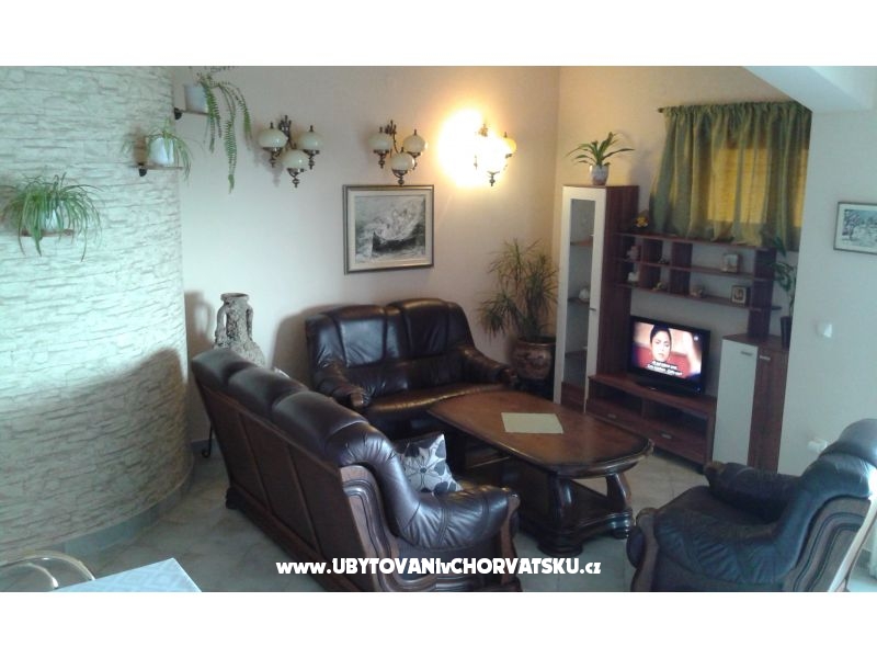 Appartements Perić – Ferienwohnung Omis, Kroatien – Foto 4