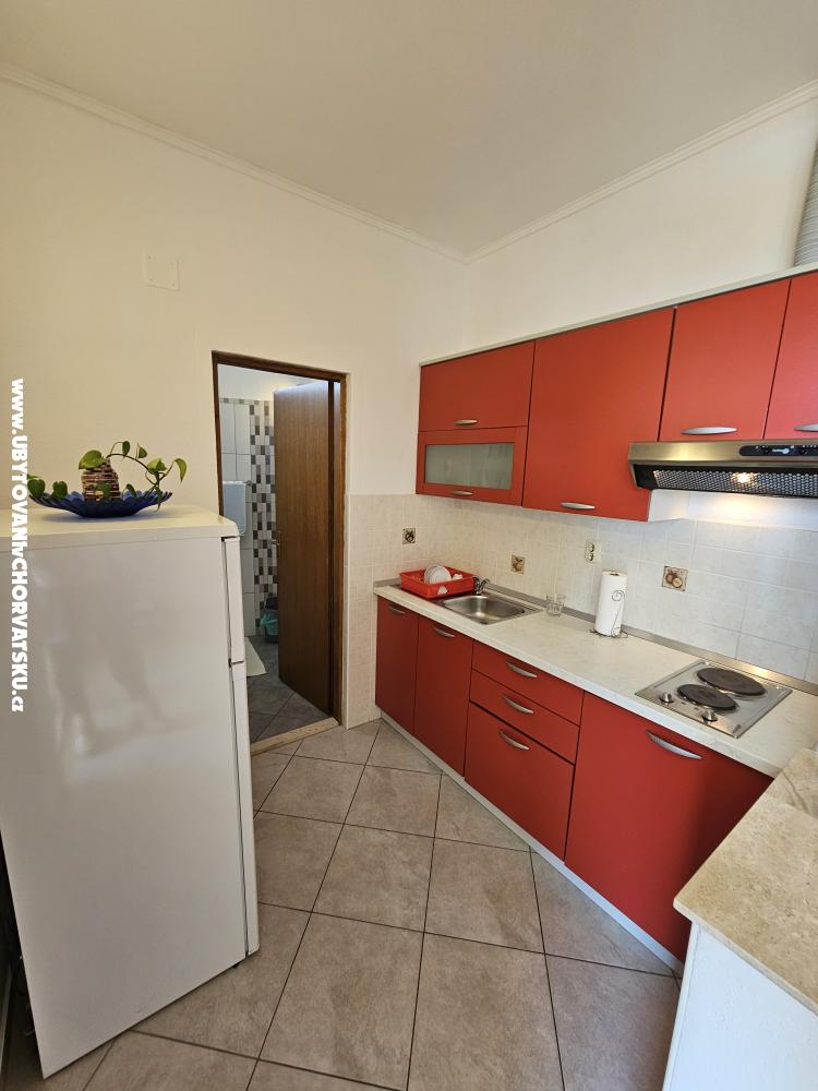 Appartements Rubi - Omi Kroatien