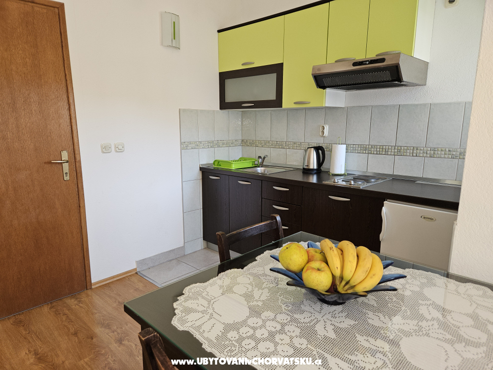 Appartements Rubi - Omi Kroatien