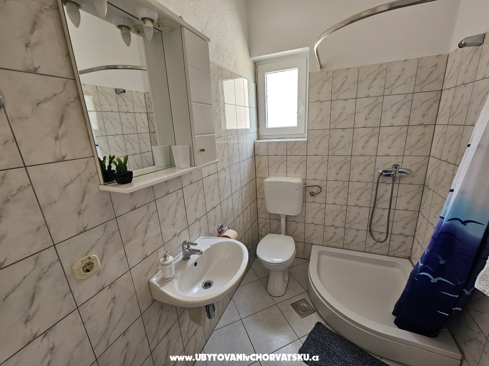 Appartements Rubi - Omi Kroatien