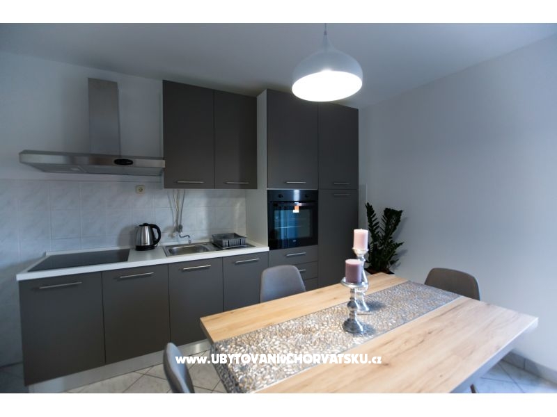 Appartements Rudi – Ferienwohnung Omis, Kroatien – Foto 7