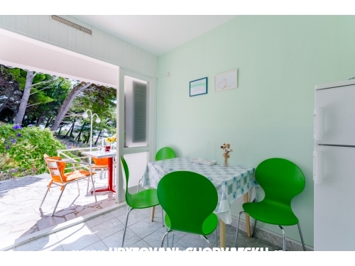 Appartements Smilja - Omi Croatie