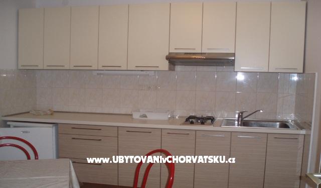 Appartements Suzana – Ferienwohnung Omis, Kroatien – Foto 4