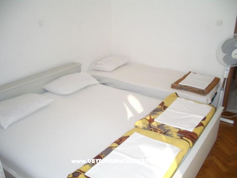 Appartements Velika Luka – Ferienwohnung Omis, Kroatien – Foto 4