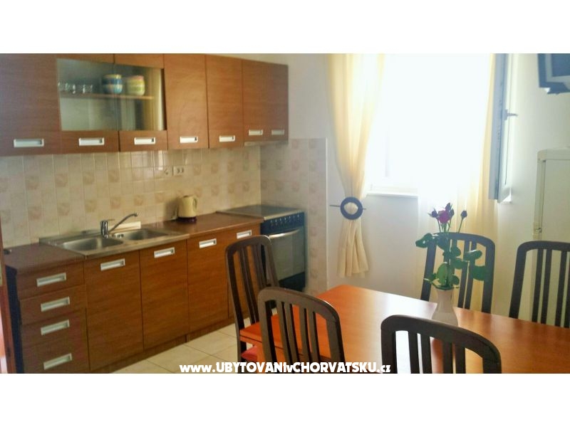Appartements Villa Roza – Ferienwohnung Omis, Kroatien – Foto 13