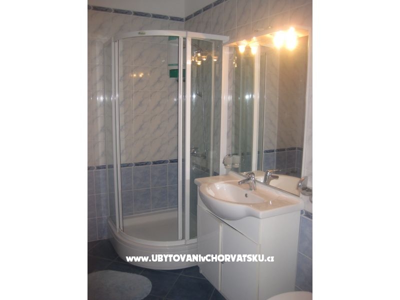 Appartements Villa Roza – Ferienwohnung Omis, Kroatien – Foto 14