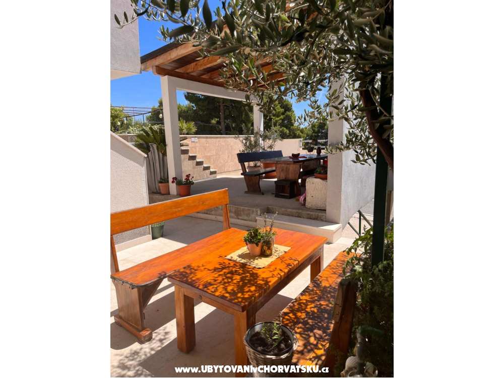 Apartmanok Vinja - Omi Horvátország