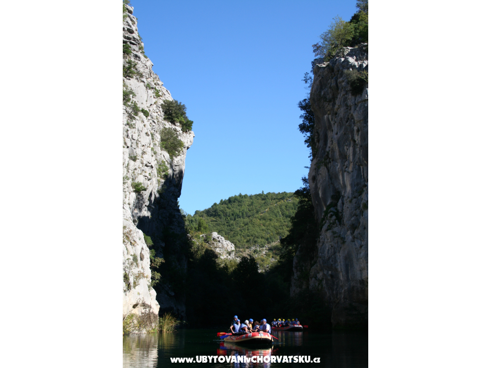 Apartmanok Vi�nja - Omi� Horv�torsz�g