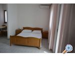 Appartements Apollo 11 - Omi Croatie