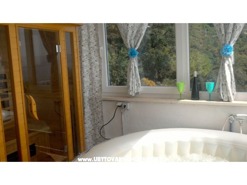 Ferienwohnungen for relaxing holidays – Ferienwohnung Omis, Kroatien – Foto 2