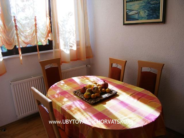 Apartmány Galic – Ferienwohnung Omis, Kroatien – Foto 7