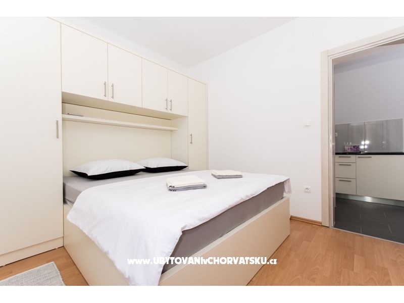 Ferienwohnungen Helvetia – Ferienwohnung Omis, Kroatien – Foto 8