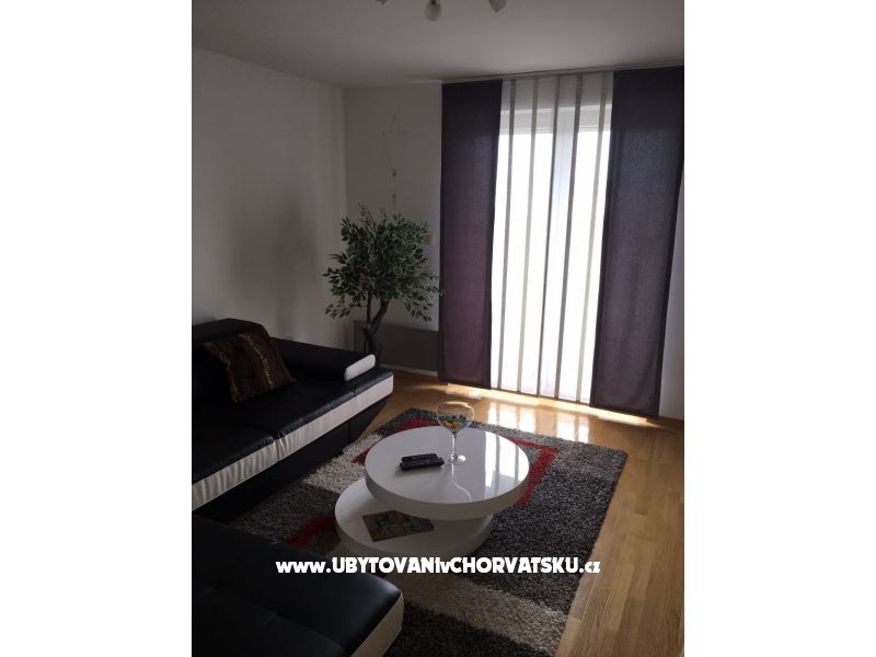 Ferienwohnungen Miky – Ferienwohnung Omis, Kroatien – Foto 1