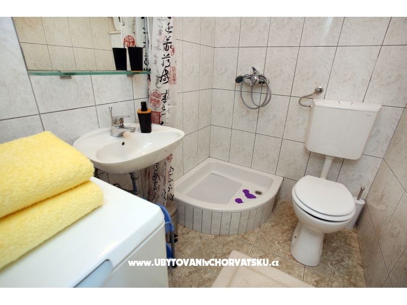 Ferienwohnungen Villa Dalmas  – Ferienwohnung Omis, Kroatien – Foto 12