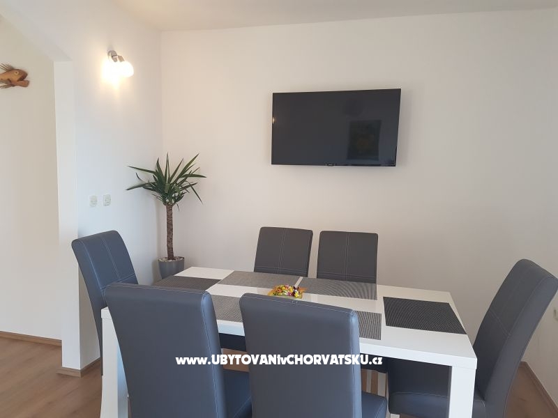 Beach and Sun – Ferienwohnung Omis, Kroatien – Foto 9