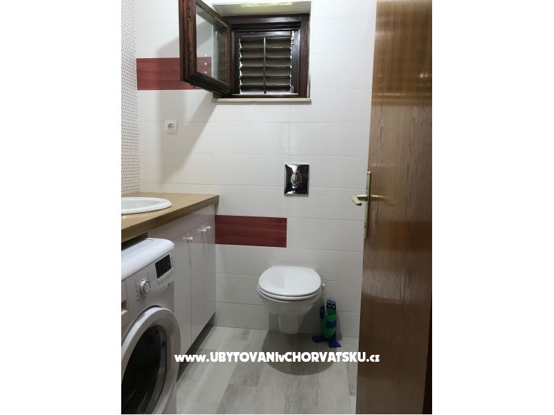 D&amp;D seaview apartment – Ferienwohnung Omis, Kroatien – Foto 13