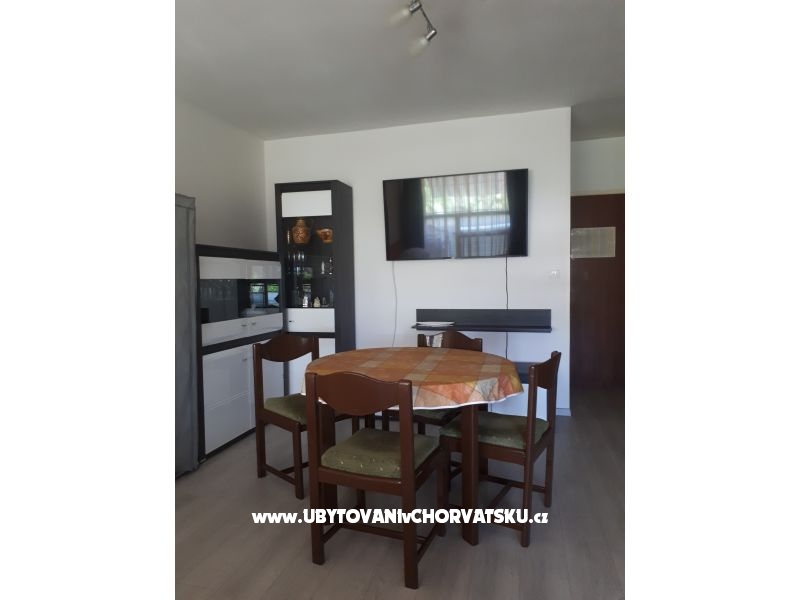 Dina Orlandini Appartement – Ferienwohnung Omis, Kroatien – Foto 2