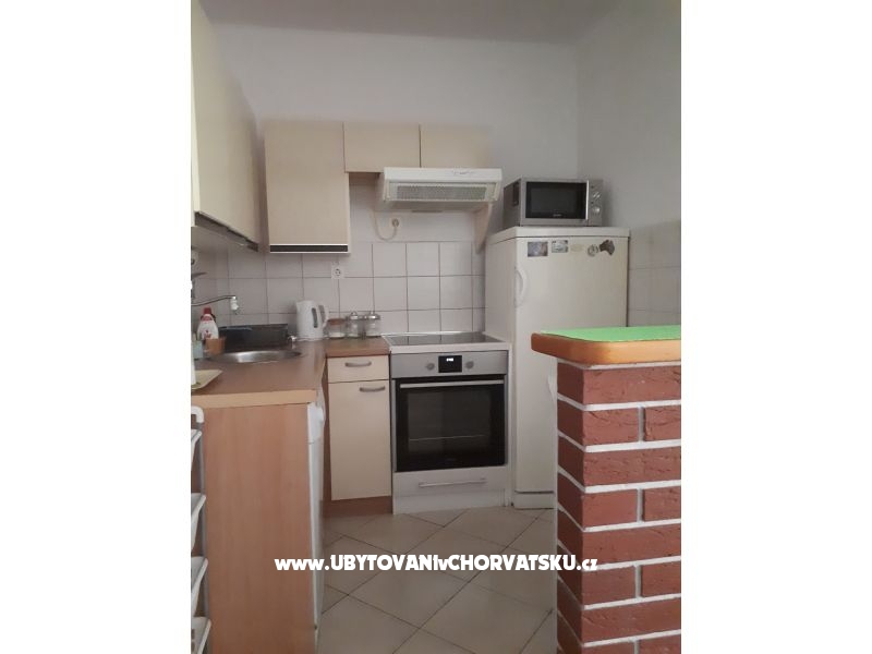 Dina Orlandini Appartement – Ferienwohnung Omis, Kroatien – Foto 3