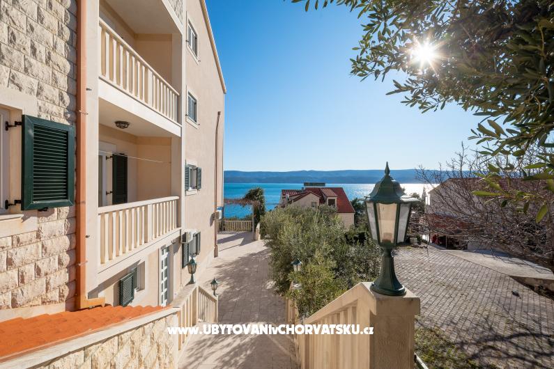 Family Zimmers &amp; Ferienwohnungen Omis – Ferienwohnung Omis, Kroatien – Foto 1