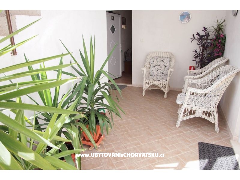 Appartements Lojosko – Ferienwohnung Omis, Kroatien – Foto 8