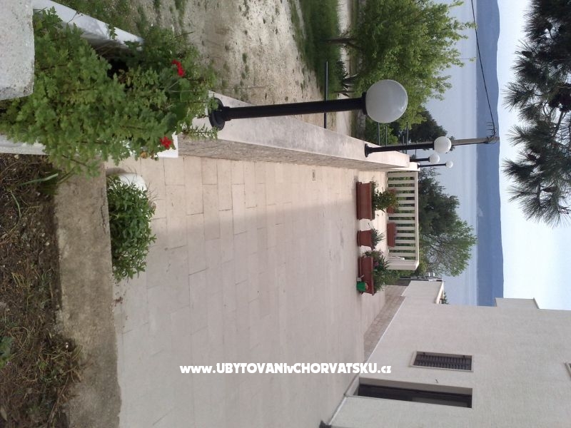 Apartmány Mladina – Ferienwohnung Omis, Kroatien – Foto 16