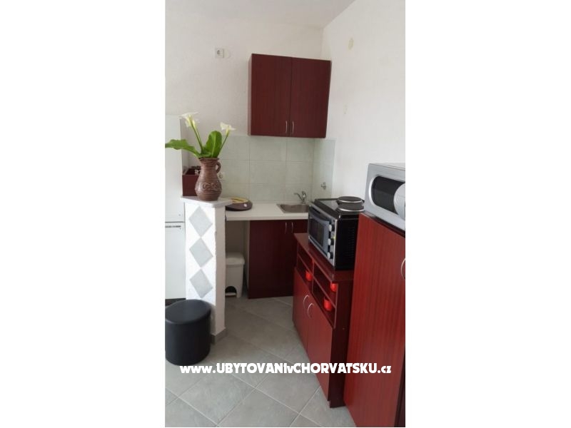 Apartment Mačak – Ferienwohnung Omis, Kroatien – Foto 2
