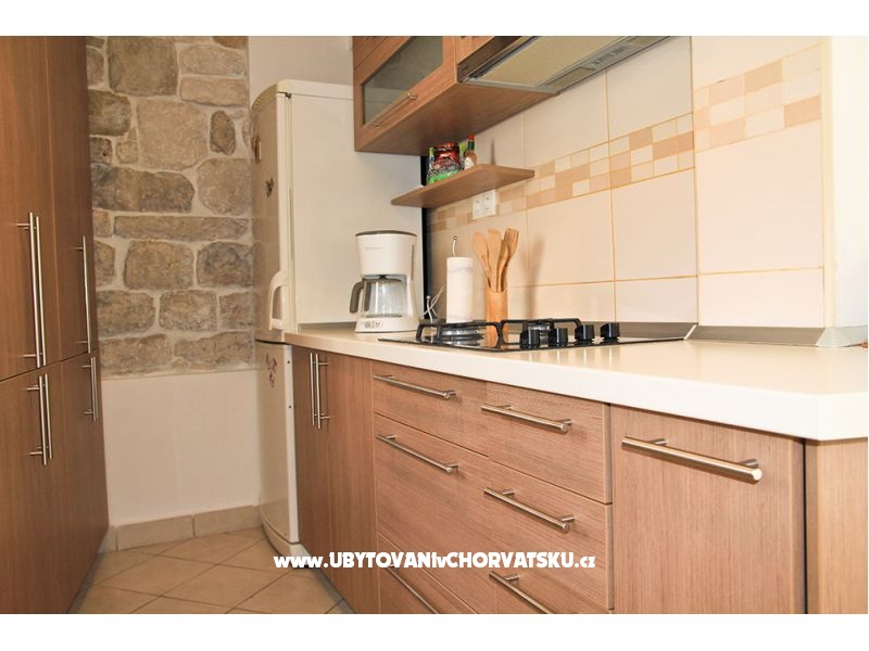 Main Square Appartement – Ferienwohnung Omis, Kroatien – Foto 14